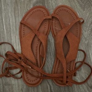 Everlane burnt orange size 7.5 Suede Lace-Up Sandals